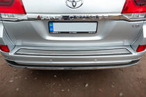 Toyota Land Cruiser 200 2007-2021 Modanatura sopra targa OEM (2016+) foto 5
