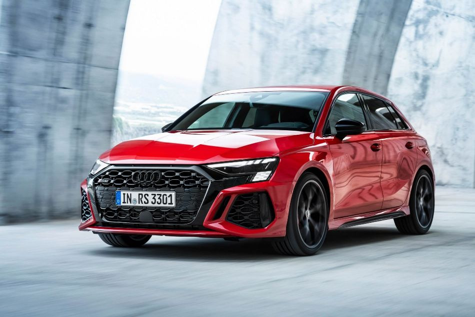 Audi RS 3 Sportback: una rivisitazione della berlina carica