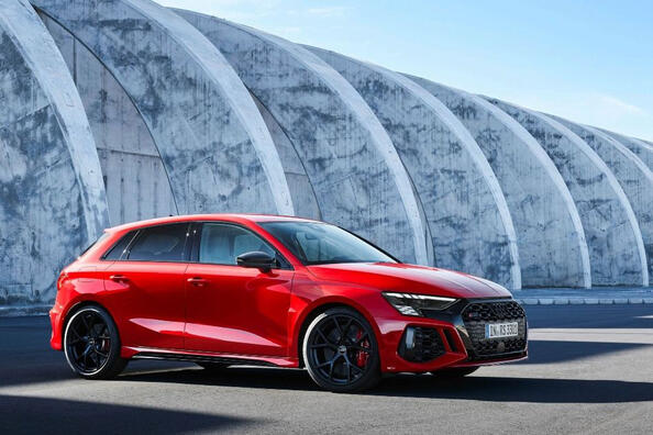 Audi RS 3 Sportback: una rivisitazione della berlina carica