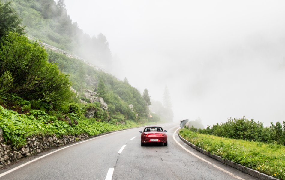 Come viaggiare in sicurezza in auto