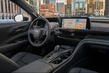 Recensione della berlina Toyota Crown Cross foto 5