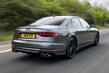 Berlina sportiva aggiornata Audi S8 foto 4