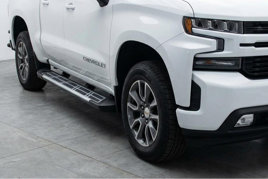 Chevrolet Silverado 2019- Pedane Laterali Sunrise (2 pz, Alluminio) Image