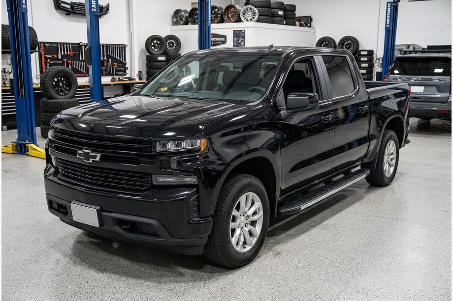 Chevrolet Silverado 2019- Pedane Laterali Duru (2 pz, Alluminio) Image