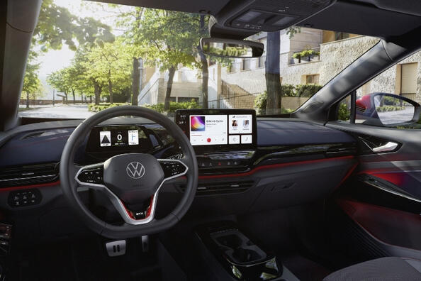 Volkswagen ID.4 GTX: crossover elettrico carico Foto 5