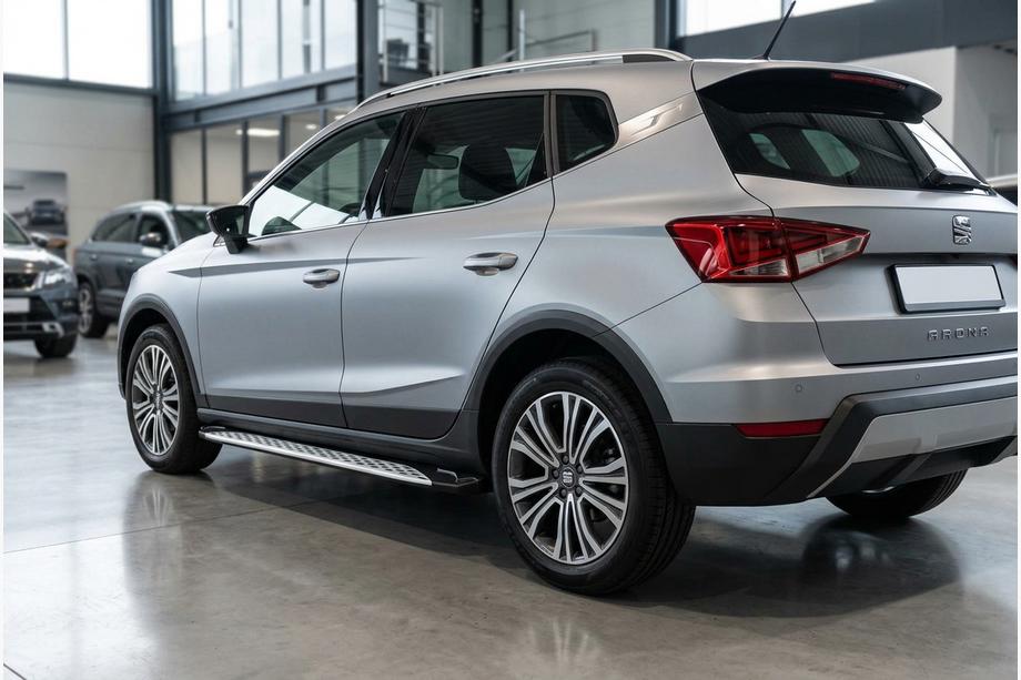 Seat Arona 2017- Pedane Laterali Shining V1 (2 pz, Alluminio) Foto 1