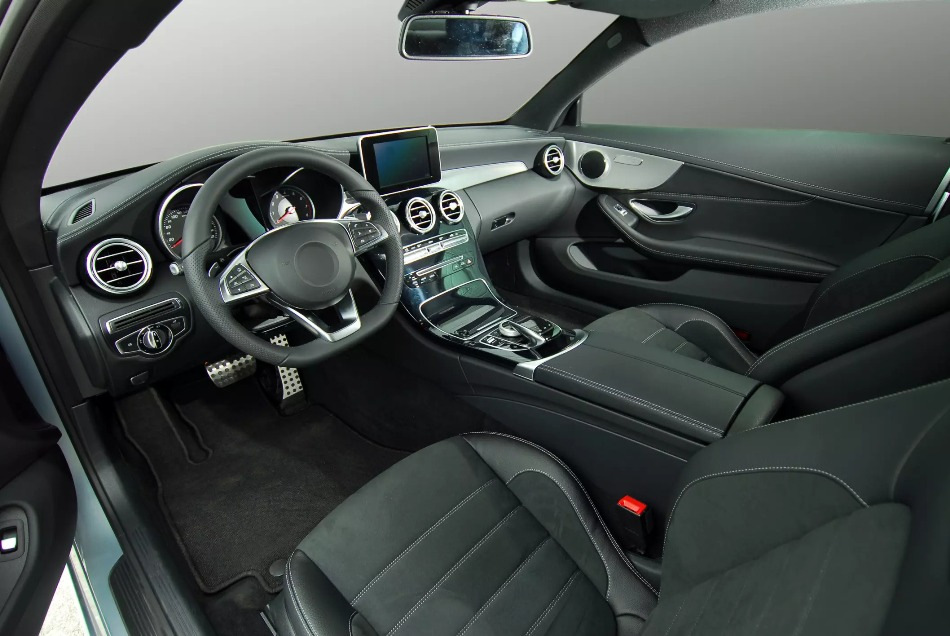 Come rinfrescare l’interno dell’auto: 5 semplici modi