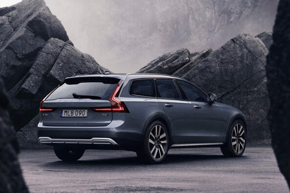 Volvo V90 Cross Country: una revisione del veicolo fuoristrada Foto 4