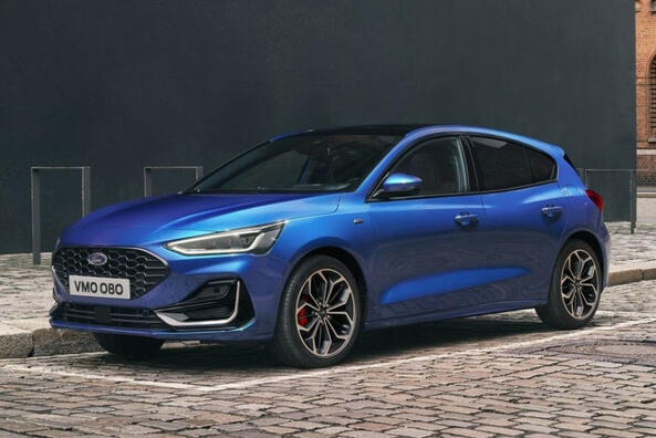 Revisione della berlina Ford Focus aggiornata della quarta generazione