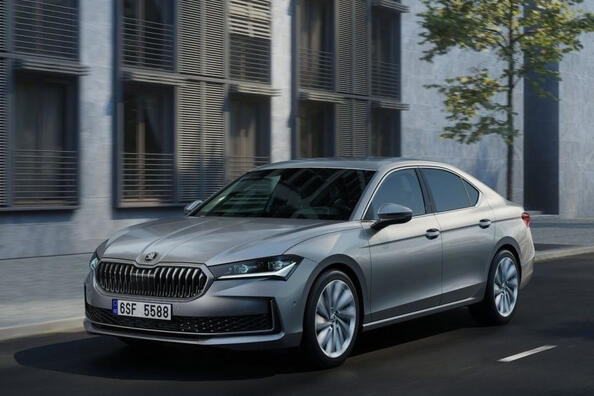 Skoda Superb: recensione della quarta generazione del modello