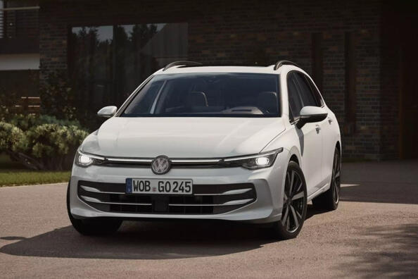Volkswagen Golf Variant 8a generazione: station wagon pratica ed elegante