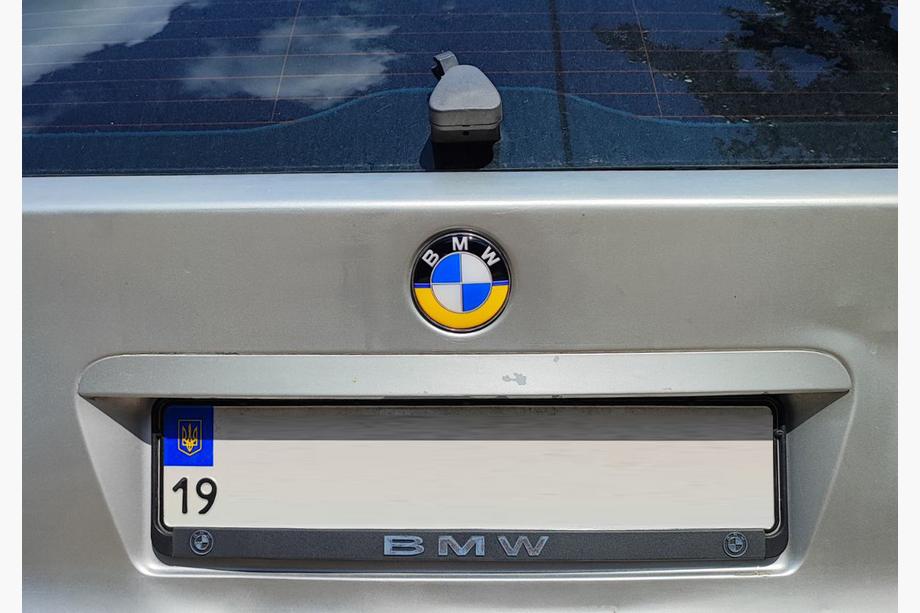 BMW 5 Series E34 1988-1995 Emblema 82mm (UA-Style) Foto 1