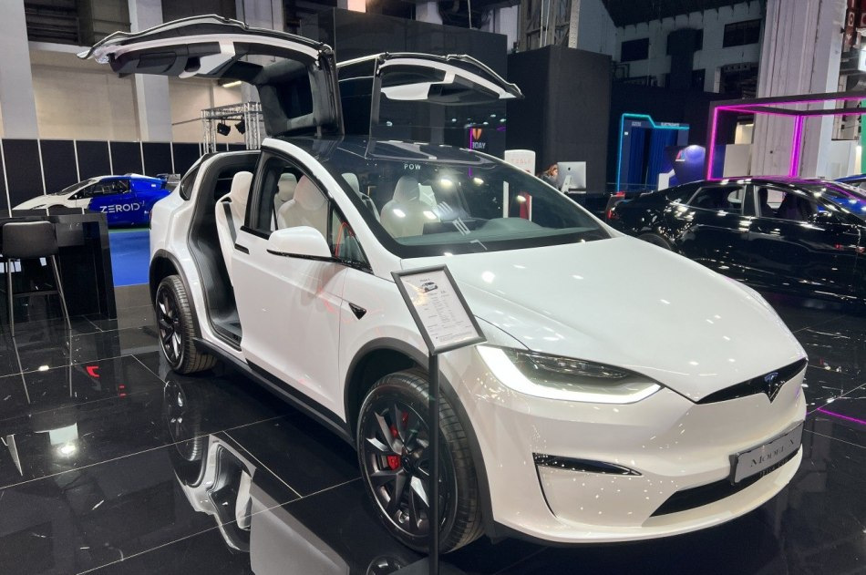 Tesla Model X: recensione del crossover aggiornato