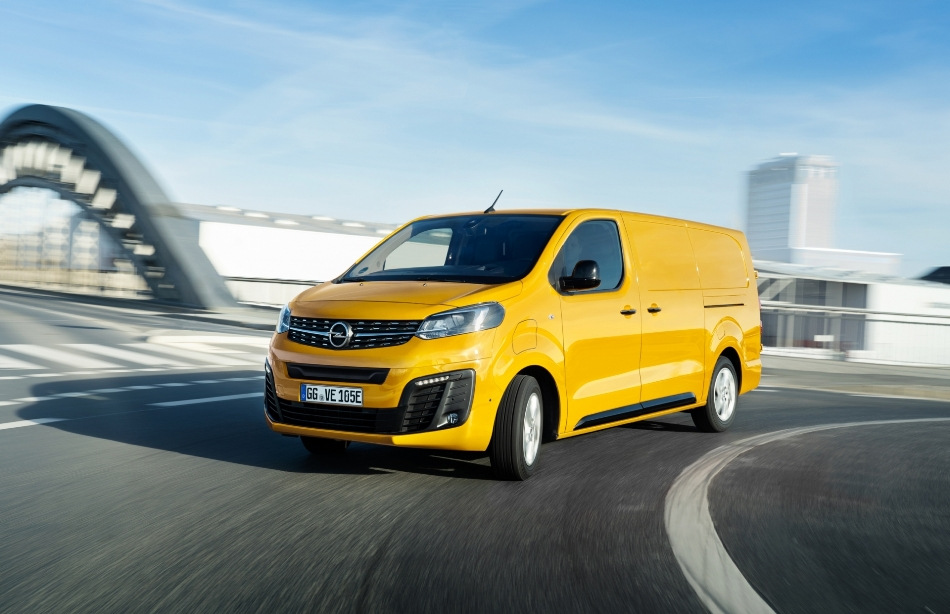 Opel Vivaro-e: un furgone elettrico per il business e il tempo libero