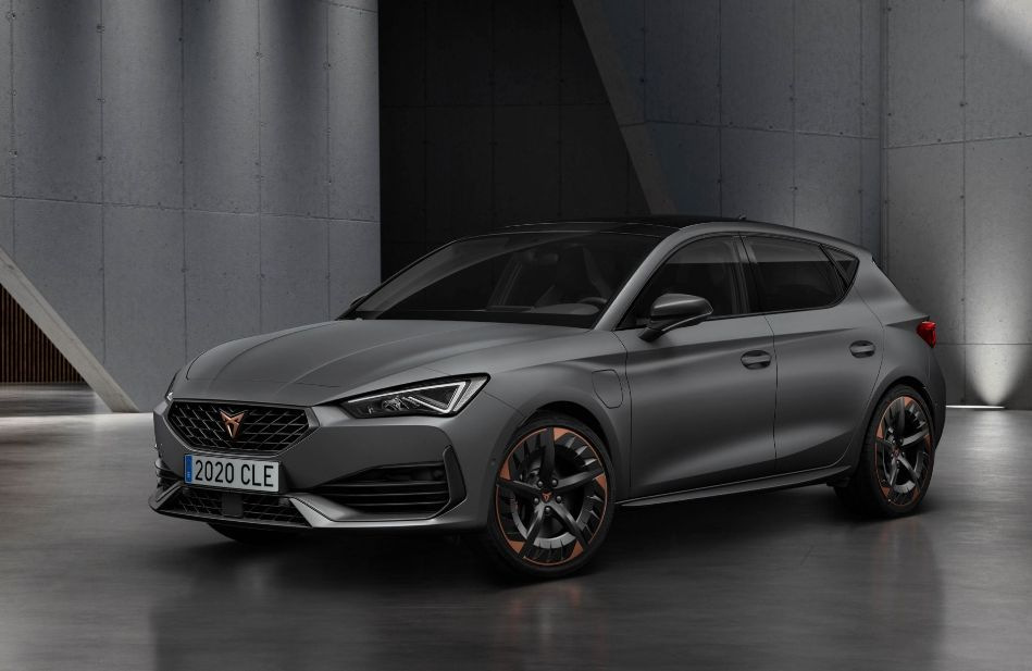 Cupra Leon: guida sportiva in una carrozzeria elegante