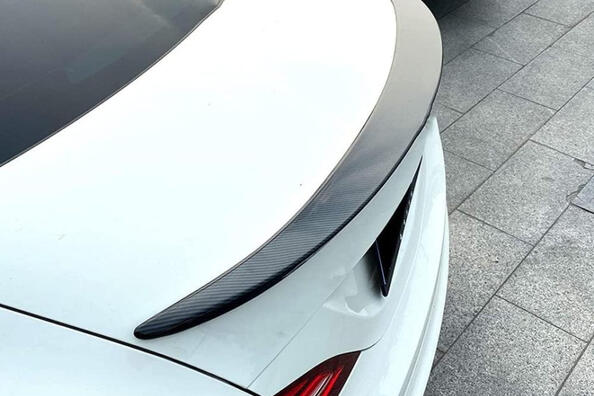 Uno spoiler aiuta davvero a risparmiare carburante?