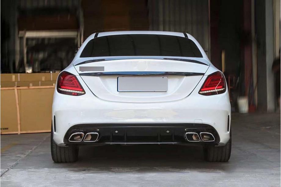 Mercedes C-class W205 2014-2021 Kit carrozzeria con diffusore (design AMG C63 2018-2021) Foto 4