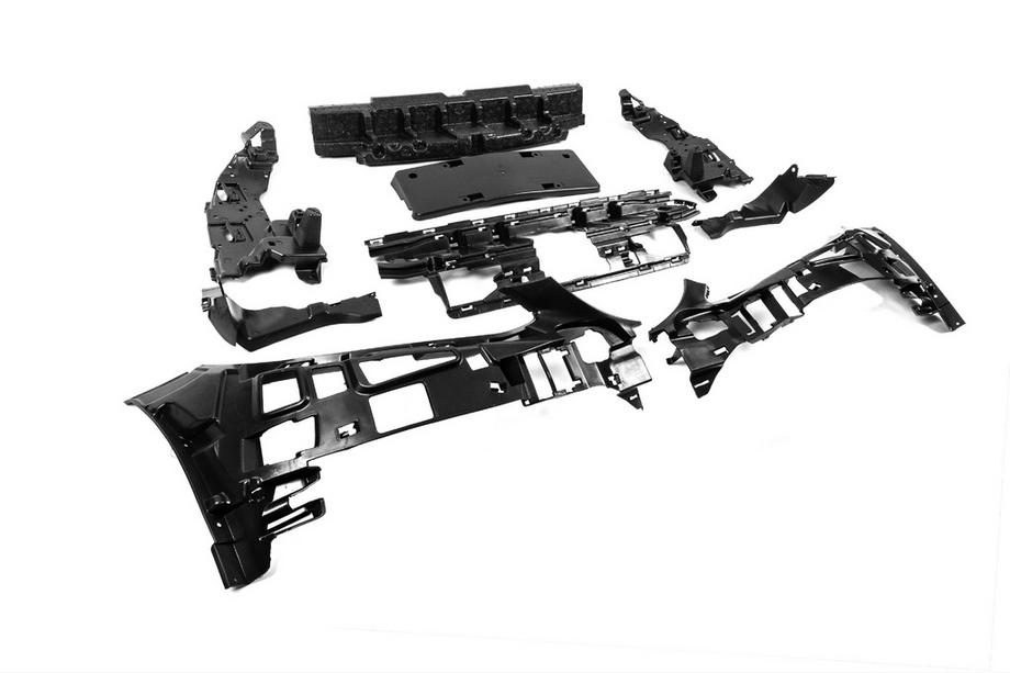 Mercedes C-class W205 2014-2021 Kit carrozzeria con diffusore (design AMG C63 2018-2021) Foto 17