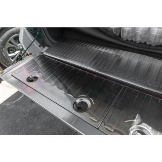 Set inserti bagagliaio in acciaio inox Toyota Land Cruiser 200 2007-2021 foto 2