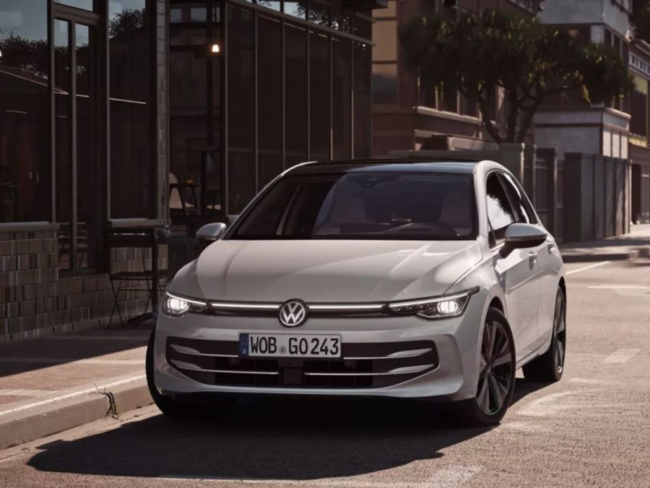 Volkswagen Golf 8a generazione: restyling nel 2024