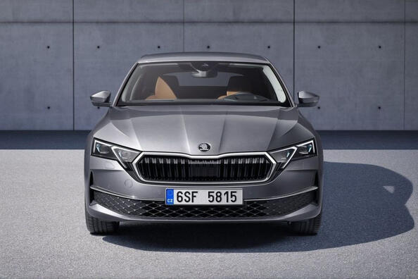 Skoda Octavia 2024: liftback aggiornato della quarta generazione Foto 2