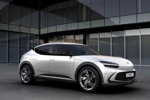 Genesis GV60: una rivisitazione dell’auto elettrica di lusso