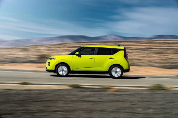 KIA Soul EV: un’auto elettrica elegante e pratica Foto 3