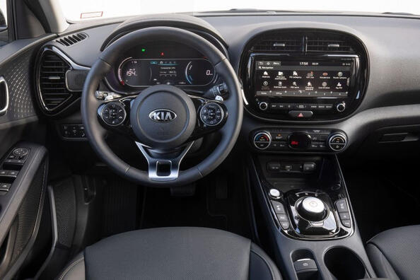 KIA Soul EV: un’auto elettrica elegante e pratica Foto 5