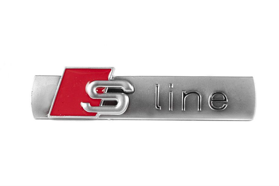 Audi Badge in alluminio per tappetini auto (1 pz) Image