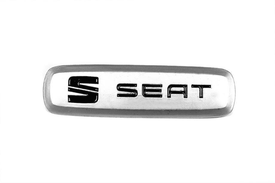 Seat Badge in alluminio per tappetini auto (1 pz) Image