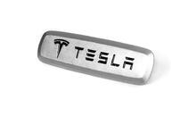 Tesla Badge in alluminio per tappetini auto (1 pz) foto 2