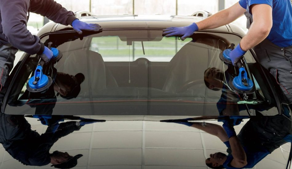 Come scegliere il vetro giusto per l’auto?