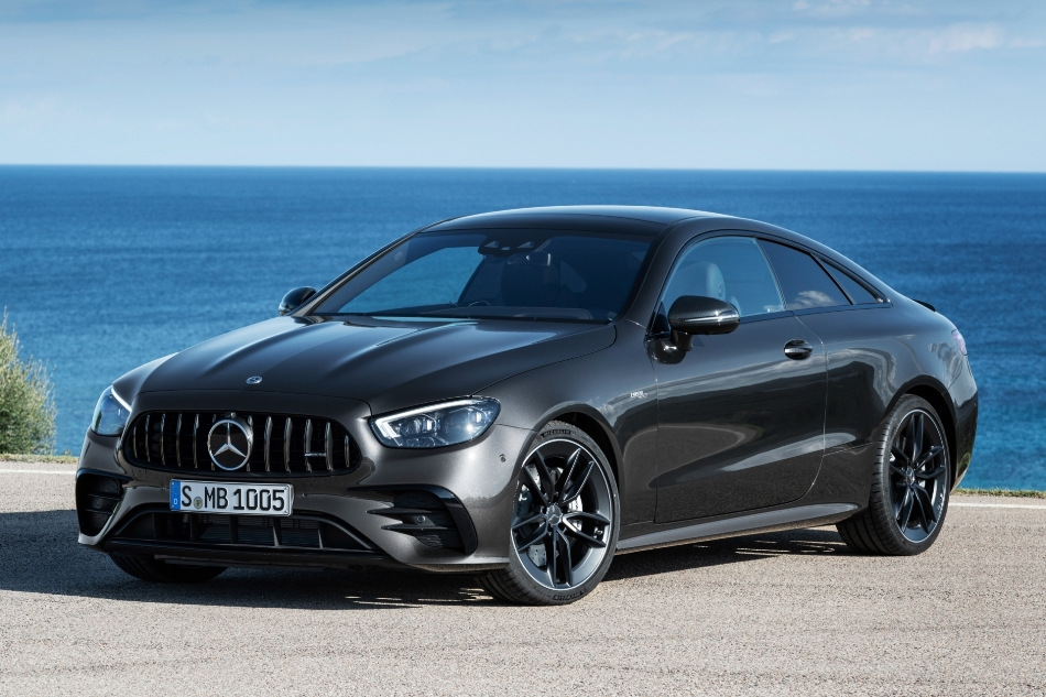Mercedes-Benz Classe E Coupé (C238): revisione della coupé tedesca di alta classe