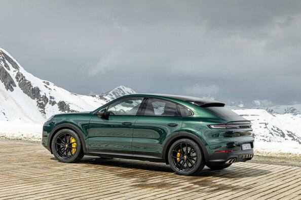 Porsche Cayenne Coupé: un lussuoso crossover dal look aggiornato Foto 3