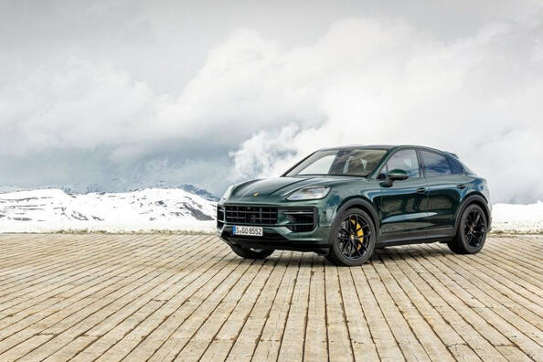 Porsche Cayenne Coupé: un lussuoso crossover dal look aggiornato Foto 1