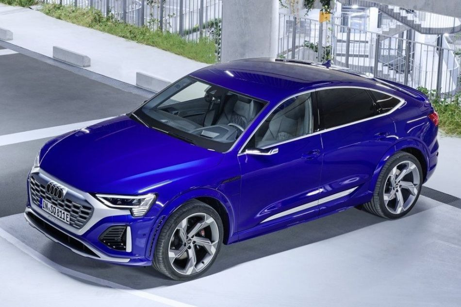 Audi SQ8 Sportback e-tron: una rivisitazione del crossover elettrico di lusso