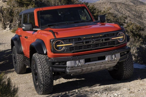 Ford Bronco Raptor: specifiche, altezza da terra, consumi e dotazioni Foto 5