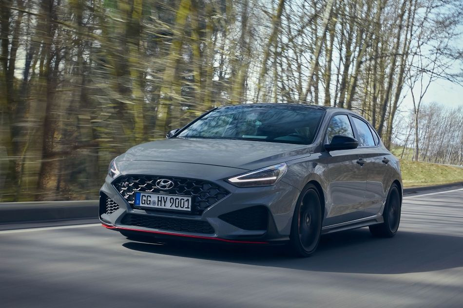 Recensione della «calda» Hyundai i30 Fastback N
