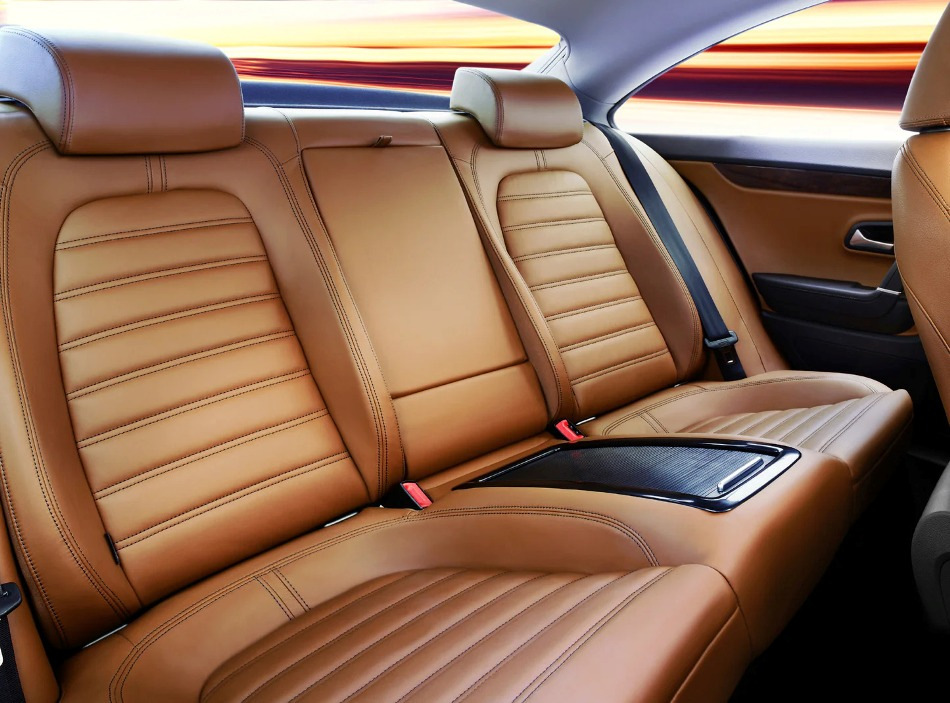 Come pulire correttamente gli interni in pelle dell’auto?