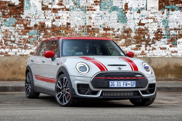 Recensione della station wagon ad alte prestazioni MINI John Cooper Works Clubman