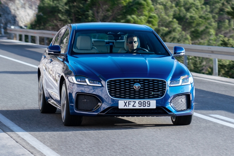Berlina premium Jaguar XF: il lusso nei dettagli