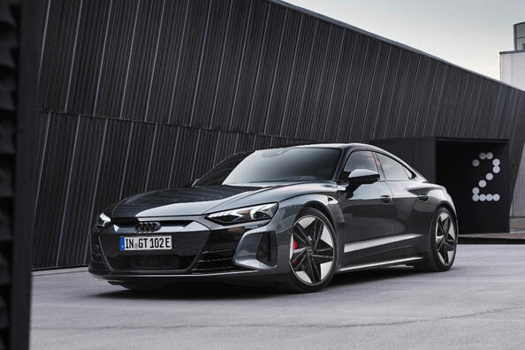 Audi RS e-tron GT: un mostro elettrico dall’accelerazione esplosiva