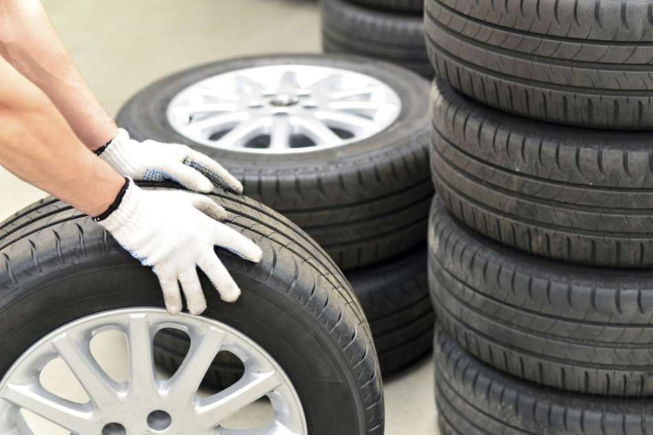 Come scegliere i cerchi e gli pneumatici perfetti per un’auto?