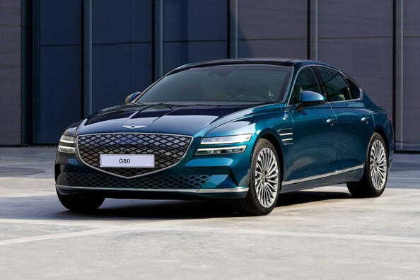 Recensione della berlina elettrificata Genesis G80: lusso elettrificato Foto 3