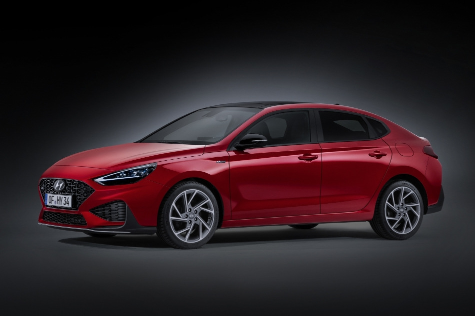 Recensione dell’elegante Hyundai i30 Fastback liftback