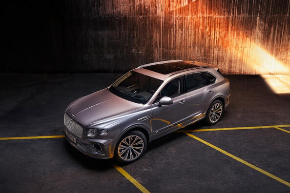 Bentley Bentayga aggiornata: il lusso in una nuova forma Foto 4