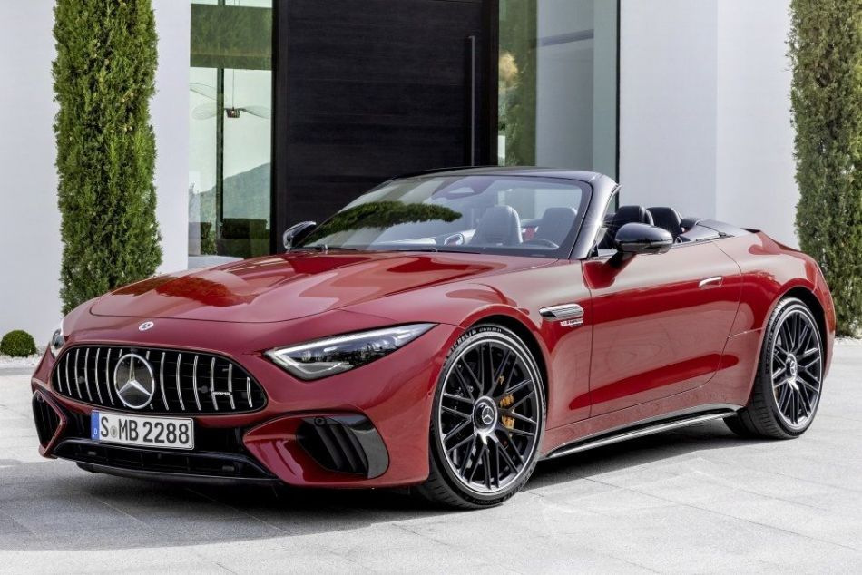 Revisione della nuova generazione di Mercedes Classe SL a due porte