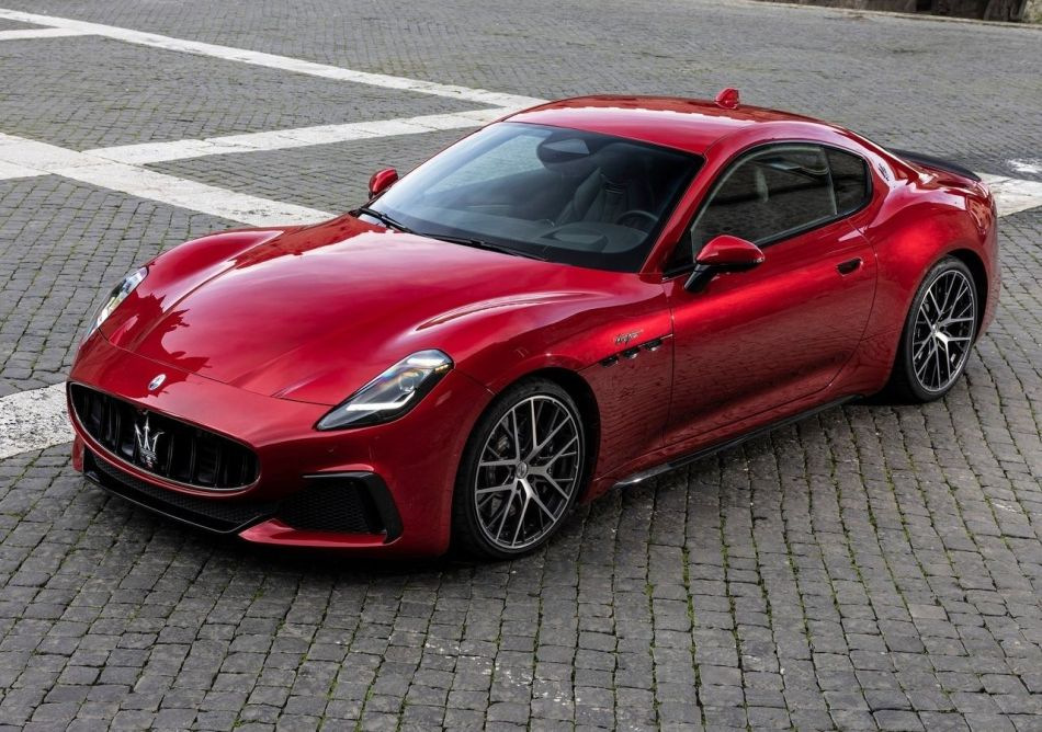 Recensione della coupé di lusso Maserati GranTurismo di seconda generazione