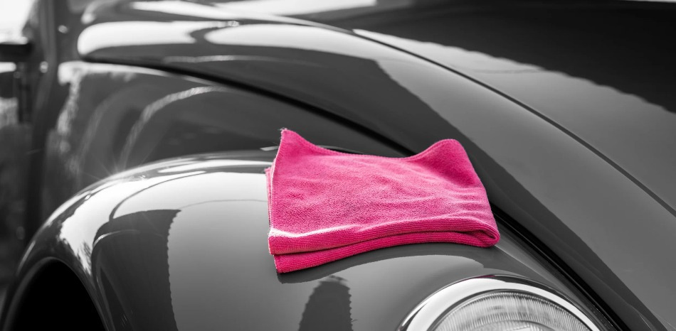 Come ripristinare il rivestimento di vernice della carrozzeria dell’auto?