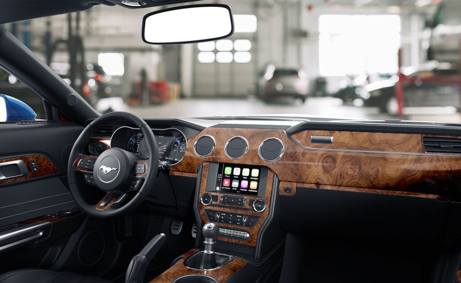 Lusso ad un prezzo accessibile: aggiorniamo gli interni auto con coperture, coprivolanti e rivestimenti